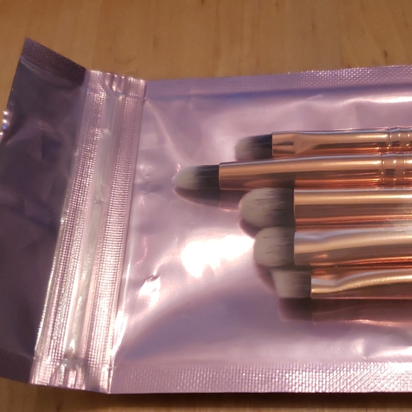 NIB MOTD cosmetics eye got it 5PC brush set - Picture 3 of 6